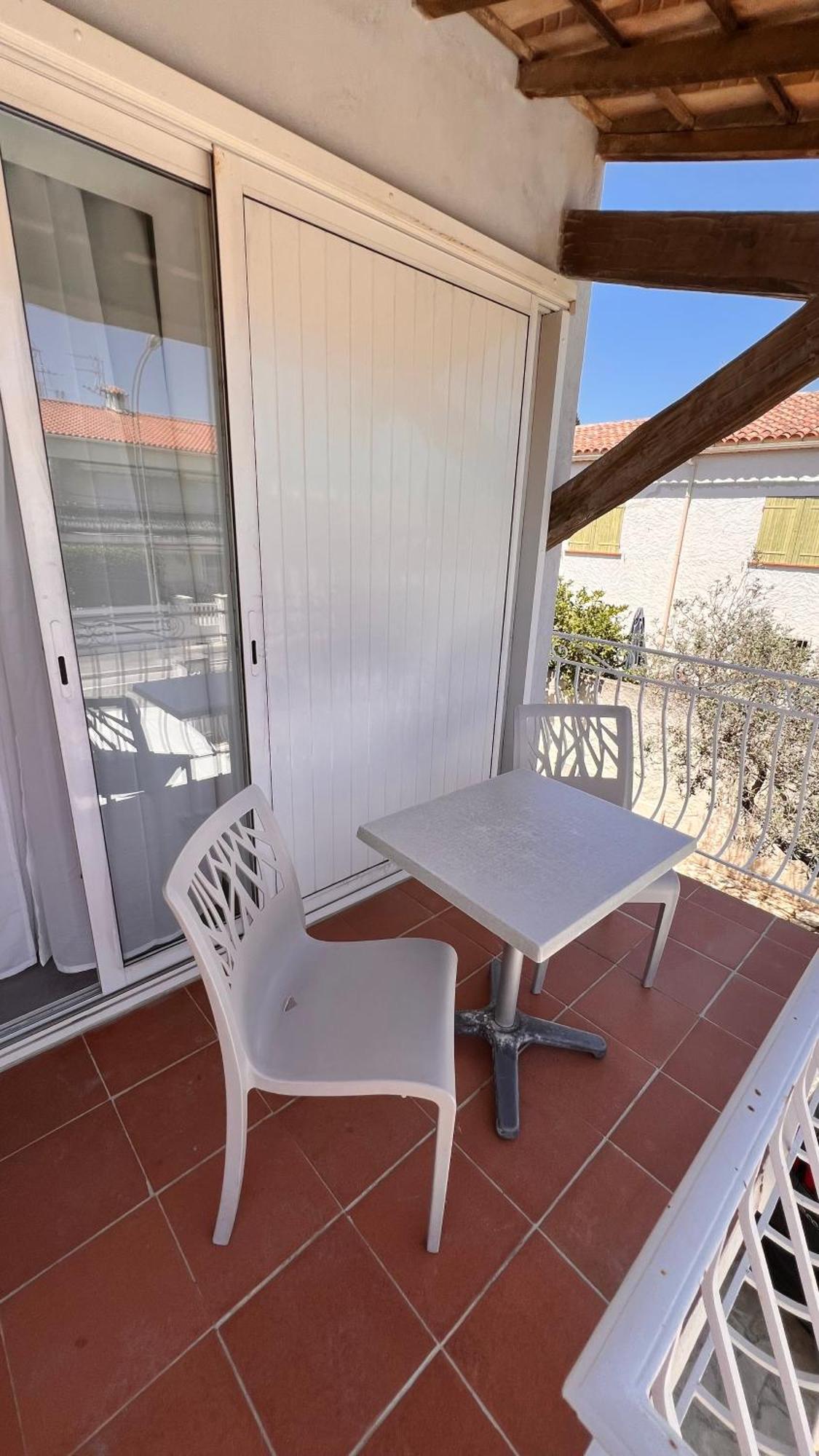 Residence Inaya Six-Fours-les-Plages Exterior photo