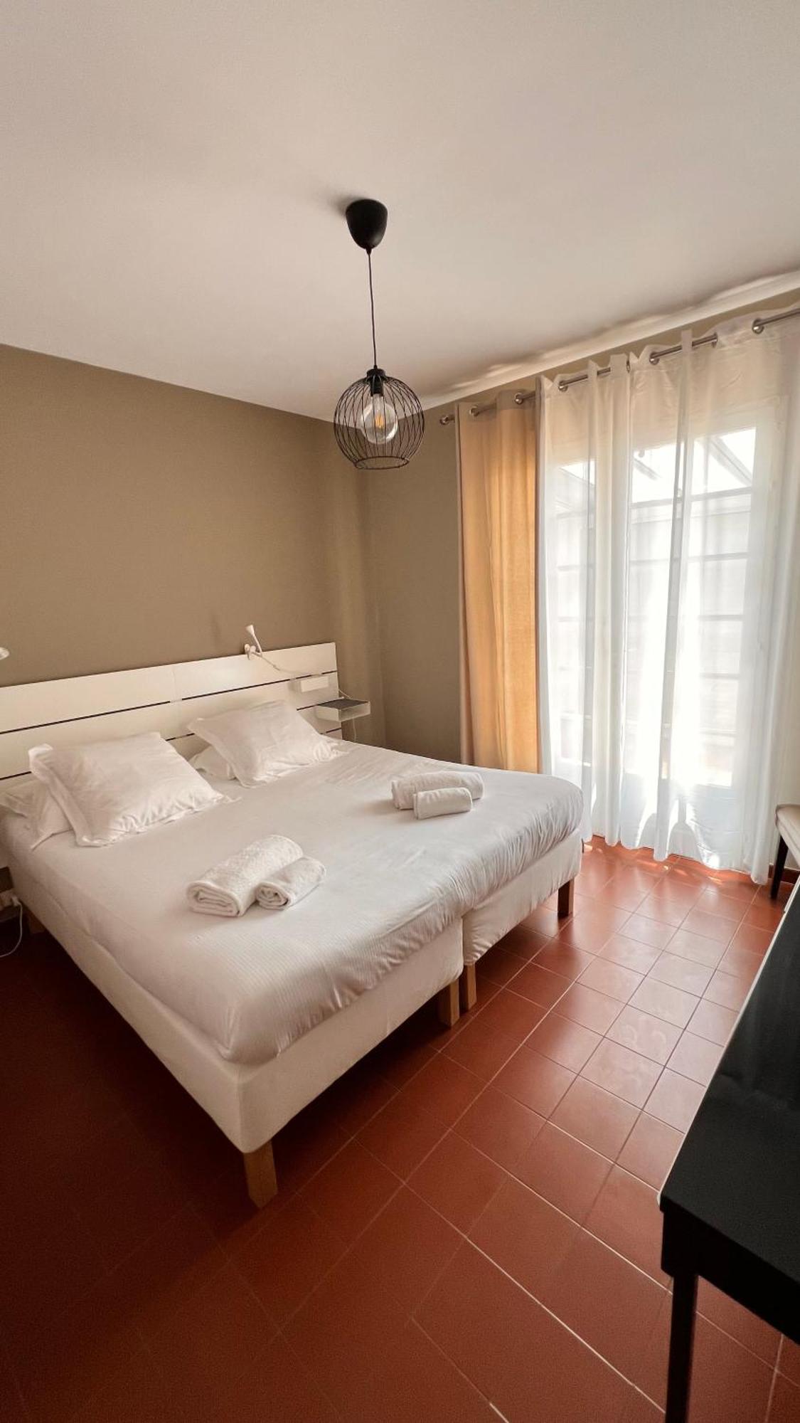 Residence Inaya Six-Fours-les-Plages Exterior photo